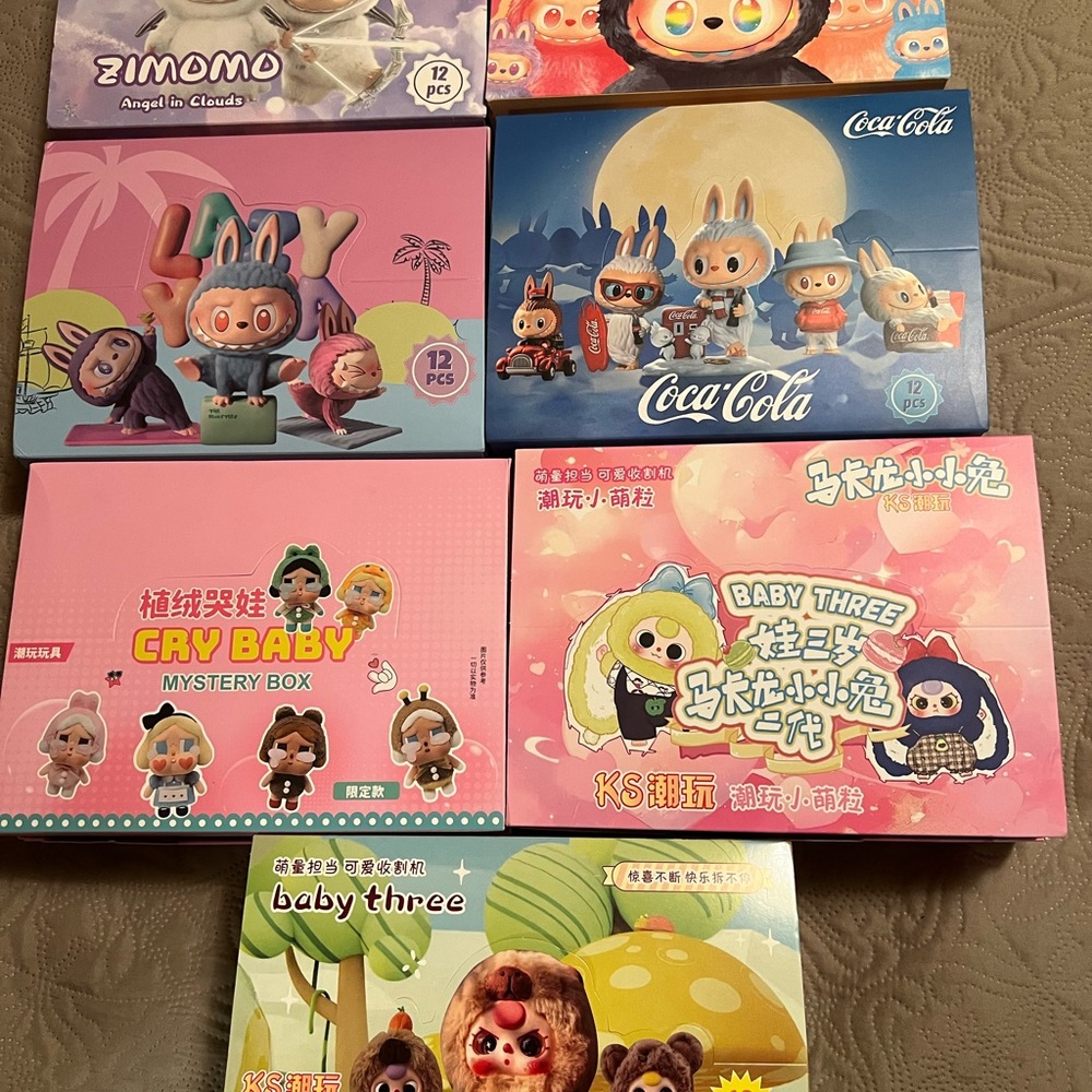 Blind Boxes 1 Box per listing